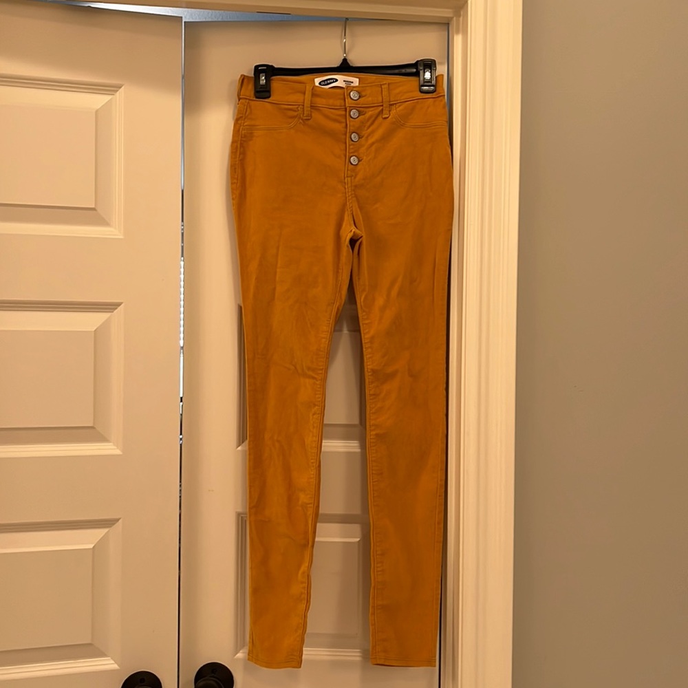 Never worn High waisted old navy mustard corduroy jeggings Juniors size 16